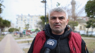 Acılı baba 17 gündür hastanede kızının gözünü açmasını bekliyor