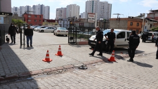 Adana’da akrabasının tabancayla yaraladığı polis tedaviye alındı