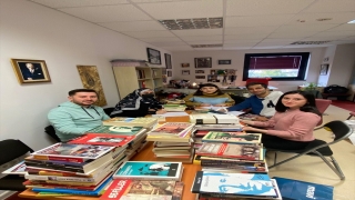 Aladağ’daki okula Kocaeli Üniversitesi öğrencilerinden kitap desteği