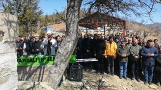 Kayseri’de madendeki göçükte ölen işçinin cenazesi Adana’da toprağa verildi