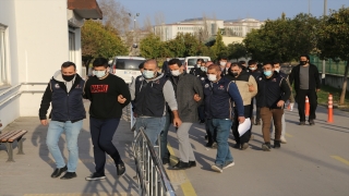 Adana’da FETÖ operasyonunda 15 zanlı yakalandı