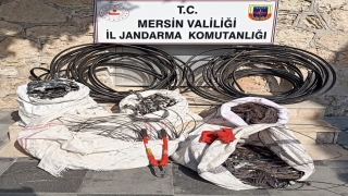 Mersin’de kablo hırsızlığı yaptıkları iddiasıyla 2 şüpheli yakalandı