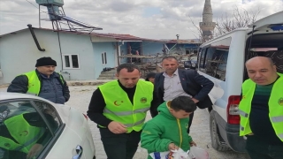 Yayladağılılar Derneğinden ihtiyaç sahiplerine gıda yardımı