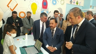 Kozan’da robotik kodlama sınıfı açıldı