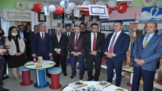 Tarsus’ta 6 okulda ”Sıfır Atık Kütüphanesi” kuruldu