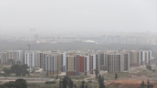Antalya’da toz taşınımı nedeniyle görüş mesafesi düştü