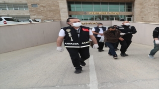Antalya’da aranan 41 şüpheli yakalandı