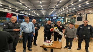 Adana’da ”kavga ihbarına” giden polislere sürpriz kutlama