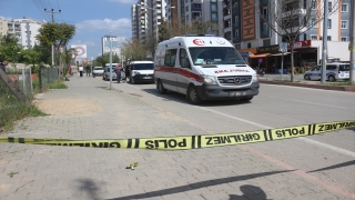 Adana’da silahlı bıçaklı kavgada 1’i kadın 2 kişi yaralandı