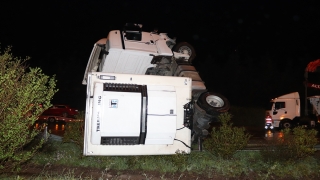 Osmaniye’de zincirleme trafik kazasında 3’ü polis 4 kişi yaralandı