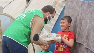 İHH, Suriye’de 3 milyon ekmek dağıttı