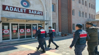 Isparta’da gübre fabrikasından hırsızlık yaptıkları iddiasıyla 2 şüpheli tutuklandı