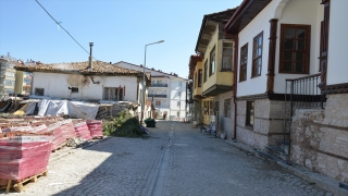 Isparta’da tarihi Damgacı Sokak’ta restorasyon çalışmaları başladı