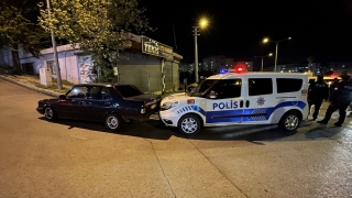 Kahramanmaraş’ta polisin ”dur” ihtarına uymayan ehliyetsiz sürücü yakalandı