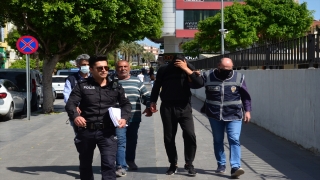 Antalya’da hastane güvenlik görevlisini darbeden baba ile oğlu gözaltına alındı