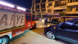 Osmaniye’de devrilen otomobildeki 2 kişi yaralandı