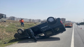 Kahramanmaraş’ta devrilen otomobildeki 5 kişi yaralandı