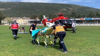 Burdur’da elektrik akımına kapılan kişi ambulans helikopterle hastaneye ulaştırıldı