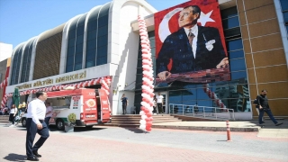 Mersin’de öğrenciler 1000 parçalık Atatürk portresi yaptı