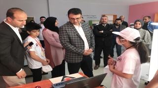 Aladağ’da TÜBİTAK 4006 Bilim Fuarı açıldı