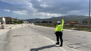 Isparta’da dron ile emniyet kemeri denetimi yapıldı