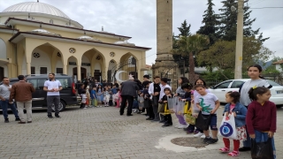 Burdur’da bir asırdır aynı bayramlaşma geleneğini yaşatıyorlar