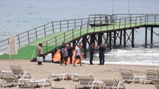 Alanya’da sahilde kadın cesedi bulundu