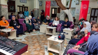 Kahramanmaraş’ta huzurevi sakinleri Anneler Günü’nü kutladı