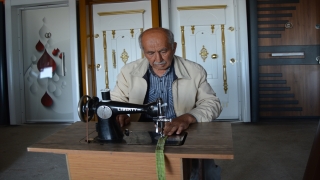 Nuri usta 50 yıldır dikiş makinesi tamir ediyor