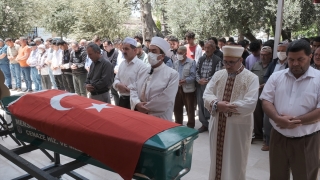 Mersin’deki trafik kazasında yaşamını yitiren müzisyenin cenazesi defnedildi