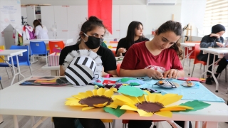 Okul öncesi eğitim kurumlarına ara eleman yetiştiriyorlar