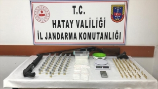 Hatay’da uyuşturucu operasyonda yakalanan 2 zanlı tutuklandı