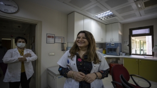 Hayata küsmeyip çalışmaya devam eden doktor Canan kanseri yendi