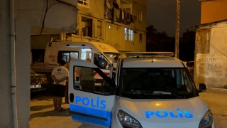 Adana’da darbedilen hırsızlık şüphelisi hastaneye kaldırıldı