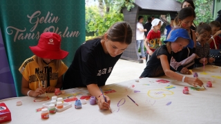 Ukraynalı savaş mağduru çocuklar Antalya’daki etkinliklerde eğlendi