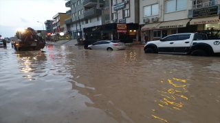 Osmaniye’de sağanak hayatı olumsuz etkiledi