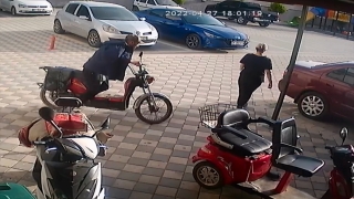 Adana’da motosiklet çalan kadın zanlı ile erkek arkadaşı tutuklandı