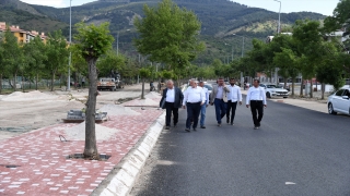 Isparta’da yol yapım çalışmaları devam ediyor