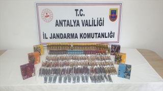 Gazipaşa ilçesindeki çiftçilere nohut tohumu yardımı