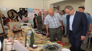 Kırıkhan’da ”Hayat Boyu Öğrenme Haftası” kapsamında sergi açıldı