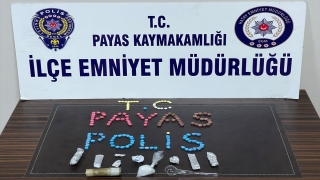 Hatay’da üzerinde uyuşturucu bulunan 2 şüpheli tutuklandı
