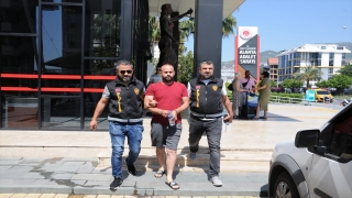 Antalya’da 12 yıl kesinleşmiş hapis cezası bulunan hükümlü yakalandı