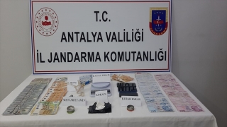 Antalya’da uyuşturucu operasyonunda gözaltına alınan zanlı tutuklandı
