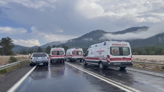 Antalya’da iki otomobilin çarpıştığı kazada 1 kişi öldü, 3 kişi yaralandı