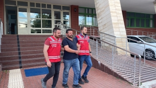 Isparta’da gece kulübünde çıkan silahlı kavgada 6 kişi yaralandı