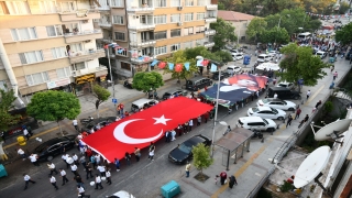 Gaziantep’te şampiyon olan spor kulüpleri kortej yürüyüşü düzenledi