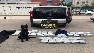 Adana’da aracında 37 kilogram esrar ele geçirilen sürücü tutuklandı