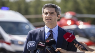 Antalya’da sağlık ekipleri, hava, kara ve denizden acil vakaların imdadına yetişiyor