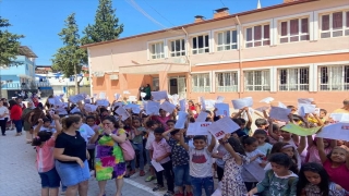 Adana, Mersin ve Hatay’da öğrenciler karnelerini aldı
