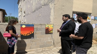 Aladağ’da öğrencilerin eserlerinin yer aldığı yıl sonu sergisi açıldı